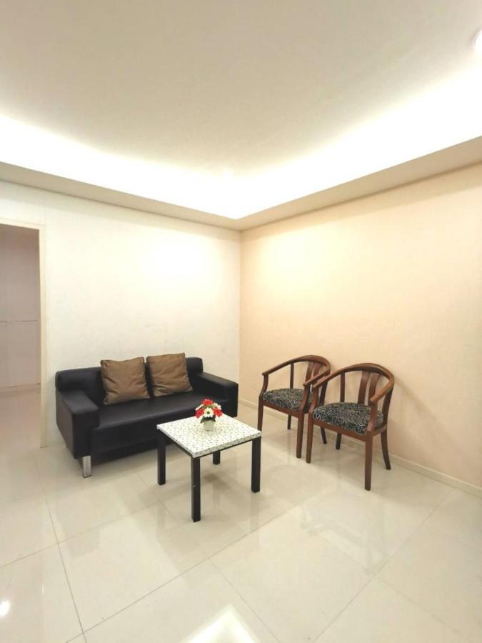 Pon House Hotel Чалонг Екстериор снимка